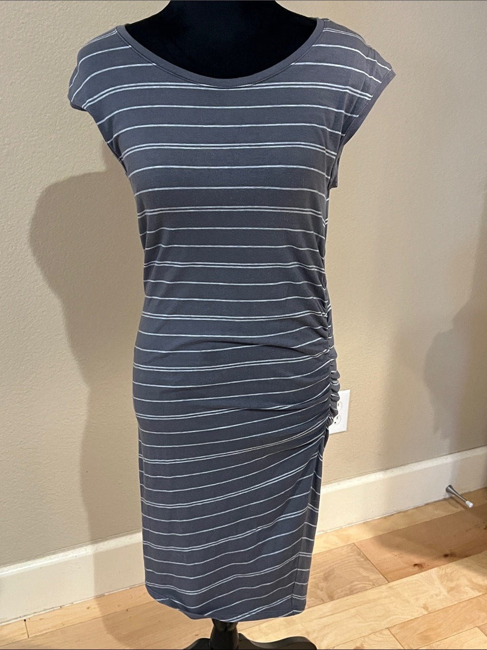 Athleta lot of dresses size medium